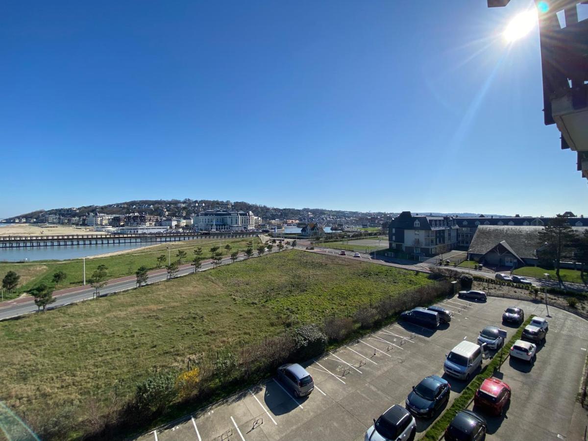 Marina De Deauville Place-Inn Bagian luar foto